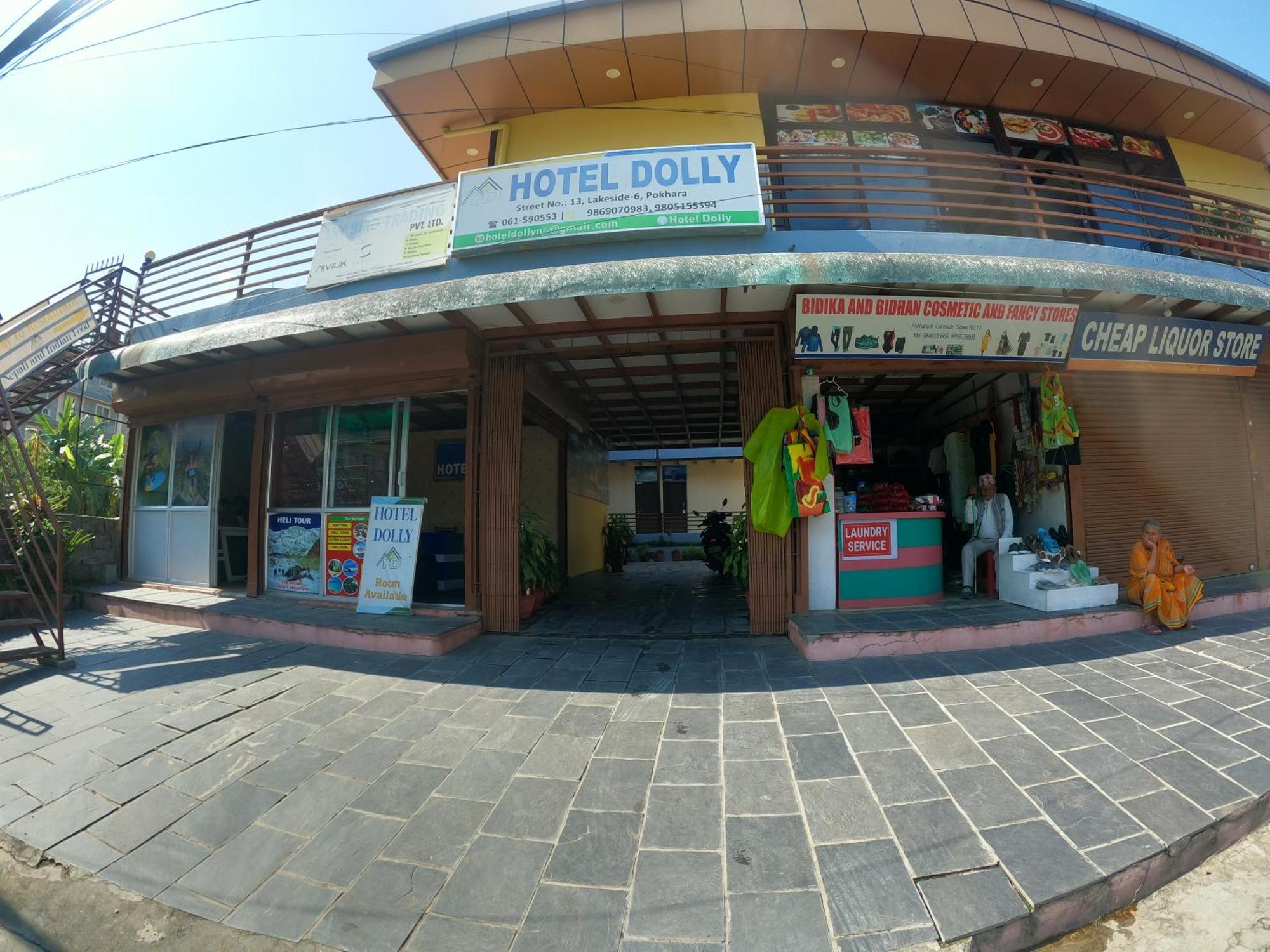 Hotel Dolly Pókhara Exteriér fotografie